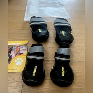 QUMY Dog Shoes & Paw Protectors for Snowy Day, Hot Pavement, Anti Slip Sole